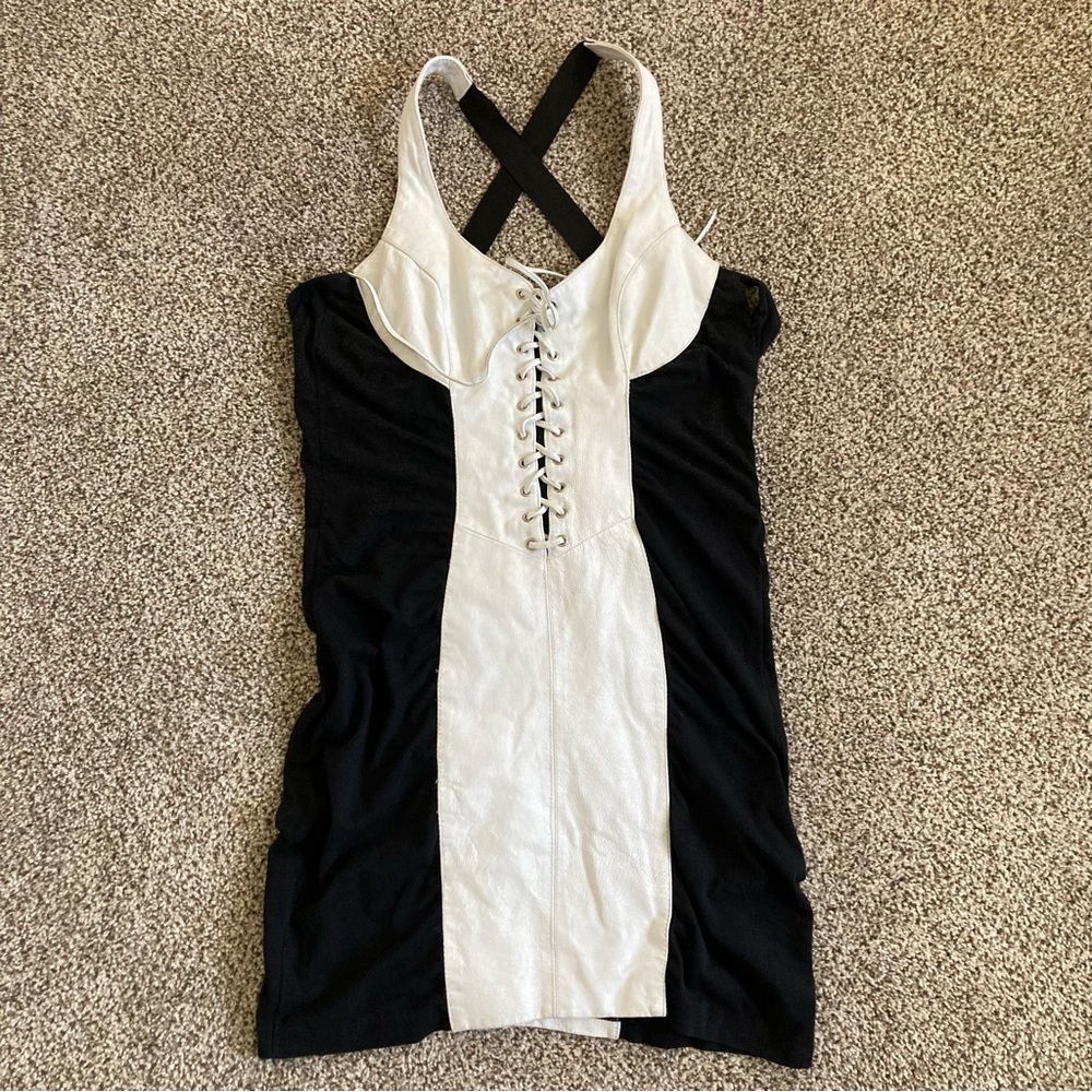 Wilson’s Leather 80’s vintage front lace up Strap Dress with spandex sides